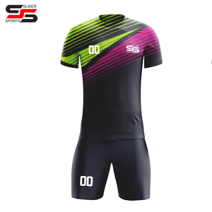 Uniforme de football sublimé nouveau style Uniforme de football par sublimation 2022 de haute qualité avec le meilleur ensemble d'uniformes en tissu - Product Image 3