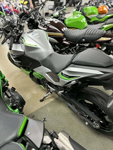 มอเตอร์ไซค์ไฮบริดประหยัดน้ำมันปี 2024 พร้อมระบบ ABS - Product Image 3