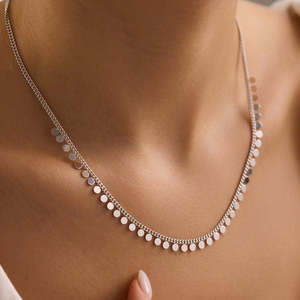 สร้อยคอชุบโรเดียมแบบมินิมอลประดับเลื่อมโลหะผสมสังกะสี - Product Image 3