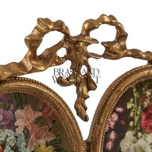Oeuvre en laiton faite à la main à double cadre ovale décoratif en cuivre antique avec des peintures florales de style vintage - Product Image 3