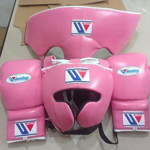 Equipo de Boxeo Profesional de Cuero Negro con Logotipo Personalizado, Modelo Nuevo 2025, Guantes de Boxeo para Sparring, Protector de Cabeza e Ingle - Product Image 6