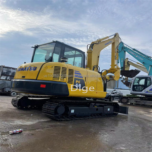 Komatsu-Miniexcavadora sobre orugas de segunda mano, componentes de núcleo de bomba usados, 5,6 toneladas, máquina de excavación de calidad a la venta - Product Image 4