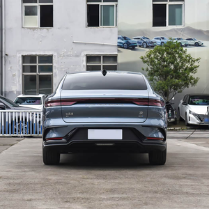 Vehículo Eléctrico Puro 2024, Sedán de 5 Plazas con Tracción en las Cuatro Ruedas, Vehículo de Nueva Energía de Largo Alcance, EV Automático con Modo 4x4 para Exportación - Product Image 4