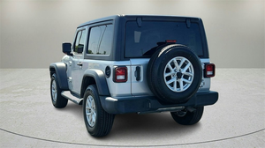Jeep Wrangler Overland 2023 - Product Image 2