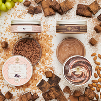 Set de Regalo de Belleza de Lujo con Exfoliante de Chocolate Relajante, Loción Corporal Hidratante, Jabón y Gel de Ducha - Personalizable con Logotipo para Bodas