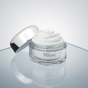 ครีม MILOWI V2 MAGIC RADIANCE WHITENING 50 กรัม ครีมลดเลือนริ้วรอยเพื่อผิวกระจ่างใสทันที ช่วยเติมความชุ่มชื้นให้ผิวเปล่งประกาย - Product Image 1