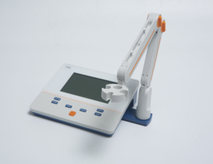 Conductimètre de paillasse numérique WEST TUNE EC200EM avec écran LCD, plage de mesure 0,00 µS/cm à 200 mS/cm, personnalisable OEM, garantie 1 an - Product Image 4
