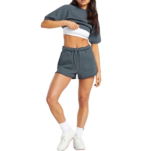 Beach Resort Casual Summer Outfits Women's Washed Warm Sand Raw Lounge Pantalones cortos de gran tamaño - Product Image 3