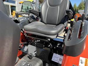 รถแทรกเตอร์ 2025 รุ่น LX2620HSD - รถแทรกเตอร์อเนกประสงค์ขนาดกะทัดรัดระดับพรีเมียม พร้อมระบบเกียร์ HST - Product Image 6