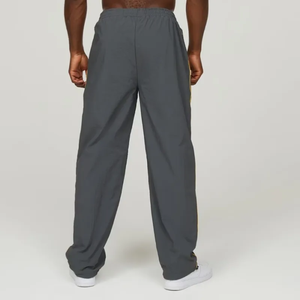 Ensemble de survêtements coupe-vent en nylon de haute qualité conception personnalisée survêtement de sport hommes sport entraînement Football 2 pièces ensembles pour garçons - Product Image 5