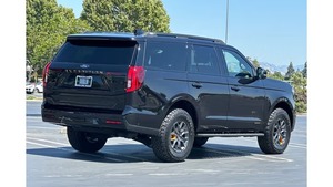 Ford Expedition Tremor 4WD 2025 Usado en Excelentes Condiciones - Product Image 3