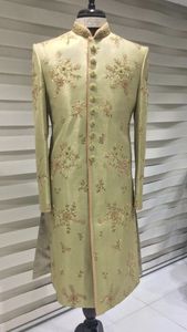 เย็บปักถักร้อย ZARI อย่างมีสไตล์บนเชอร์วานีสีเขียวอ่อน กางเกงและรองเท้าจับคู่ด้วยลูกปัดแก้วคริสตัลประดับ หิน งาน DABKA@2024 - Product Image 2