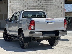 รถกระบะโตโยต้า ไฮลักซ์ ดีเซล ปี 2024 2025 แบบแค็บเดี่ยวและแค็บคู่ ขับเคลื่อน 4 ล้อ มือสอง ขาย - Product Image 2