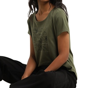 T-shirts d'été personnalisés pour femmes, coupe ample, col en V, manches courtes, style streetwear, 100% coton respirant, broderie, toutes tailles, personnalisable - Product Image 1