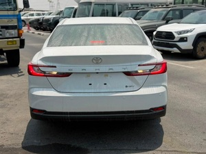 NOUVEAU Toyota Camry IX 2026 Essence Atmosphérique 4 Portes Hayon Automatique Toit Ouvrant Caméra Arrière 360° Feux LED Gauche Cuir - Product Image 4
