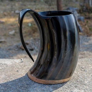 Tasse de sculpture Viking naturel fabriqué à la main personnalisé pour la maison hôtel restaurants retour à l'école Occasions pour la bière café de l'Inde - Product Image 1