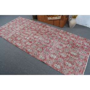 Alfombra vintage de 4x9.1 pies (121x276 cm), alfombra de lana turca con motivos de plantas y árboles rojos. - Product Image 3
