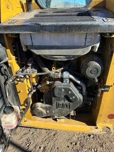 Minicargadora 2020 Cat 226D3 - Product Image 5