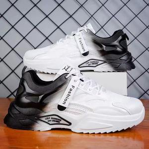 Zapatillas deportivas con diseño transpirable, ideales para baloncesto, correr y entrenamientos. - Product Image 1