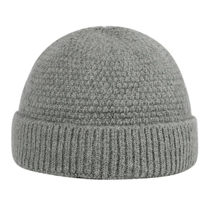 Gorro de Punto Suave con Ajuste Flexible, Disponible en Varios Colores, Cómodo y Cálido para Hombre, Compra al por Mayor Disponible - Product Image 1