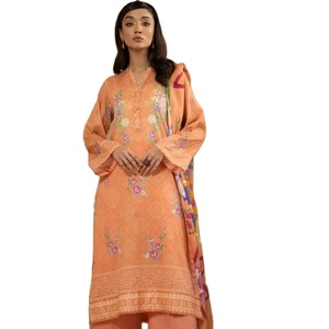Costumes d'été élégants en coton pour femmes col en V grande taille Shalwar Kameez et robe de Faisalabad - Product Image 1