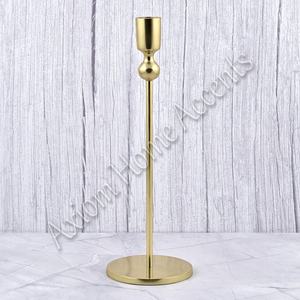 Échantillon gratuit Bougeoir en métal de luxe moderne Pot de lanterne plaqué or personnalisé Nouveau design pour les présentoirs de bougies élégants - Product Image 1