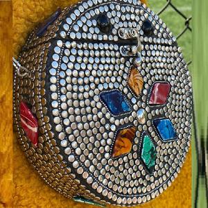 Nouvel arrivage de sacs de créateur de luxe faits à la main argent soirée prête résine laiton mosaïque métal inde RF artisanat à la mode Lady Style - Product Image 6