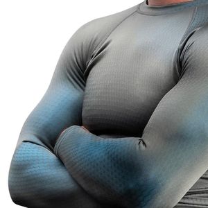 Chemises de compression anti-éruptions cutanées avec logo personnalisé pour hommes MMA Vêtements de sport longs avec impression par sublimation à manches courtes pour hommes et femmes - Product Image 2