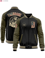 Maßgefertigte Marineblaue Vintage USA-Flagge Kastanienbraune Bomber-Varsity-Letterman-Jacke Zweifarbige Knopfleiste Stehkragen Stickerei 100% Baumwolle