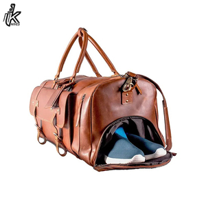 Sacs de voyage en cuir best-seller pour hommes, sacs de voyage en cuir de qualité supérieure, taille cabine, unisexe, en vente - Product Image 5