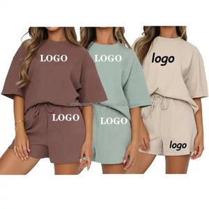 Venta al por mayor de ropa informal de verano de las mujeres XL Oversize camiseta y Jogger Shorts Set para trajes - Product Image 1