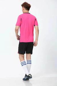 Camiseta de fútbol de calidad superior personalizada para hombre, conjuntos de camisetas de fútbol baratas, Camiseta deportiva de fábrica y pantalones cortos atléticos para hombre - Product Image 3