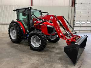 Tractor de ruedas Massey Ferguson 4710 4WD usado fiable a la venta en Stock - Product Image 4