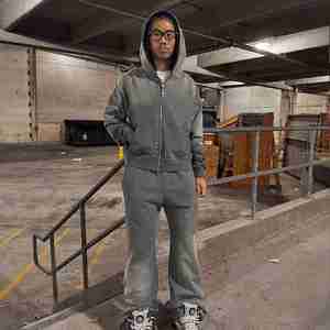 Vente en gros de survêtement uni en coton blanc avec logo personnalisé pour hommes - Product Image 4