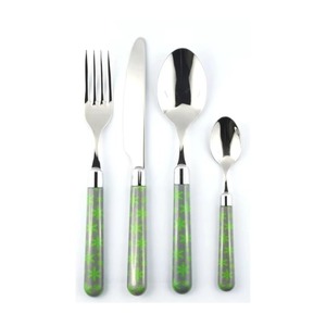 Juego de 4 cubiertos de acero inoxidable chapados en Color plateado con mango de diseño de tono de 2 colores, cubiertos aptos para lavavajillas para uso en restaurante y hogar - Product Image 4