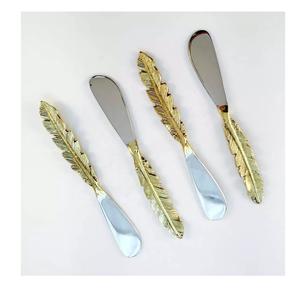 Juego de cubiertos de metal de alta calidad en chapado en oro Nuevo juego de cubiertos con mango recubierto de negro Nuevo juego de queso de metal Nuevo diseño Cubiertos - Product Image 4