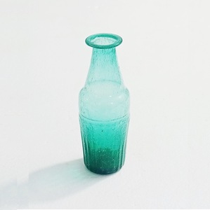 Pequeño jarrón de lujo hecho a mano, botella de vidrio acanalada de Color verde azulado para boda, Hotel, dormitorio, centros de mesa, vidrio de cal de soda - Product Image 6