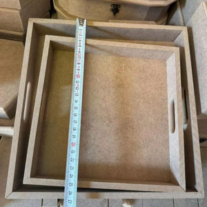 Bandeja de Servir Rústica Hecha a Mano de Madera con Asas Pulimentadas, Forma Geométrica, Tamaño Personalizable, Logotipo, Artesanía de Madera Natural sin Acabado - Product Image 1