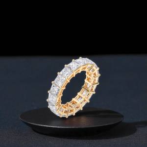 Anillo de banda de eternidad de diamante de corte princesa de moissanita de 4,00 quilates de quilates hecho en oro sólido de 10K,14K,18K - Product Image 4