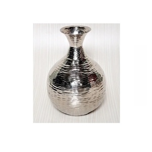 Handmade Decorative Aluminum Flower <b>Vase</b> Home Hotel Party Decoration Use Silver Plated Finishing Metal Flower <b>Vases</b> - Product Image 2