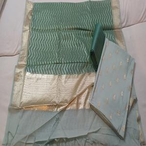 ชุดสูทผ้าไหมชานเดอรีแบบดั้งเดิมสำหรับผู้ใหญ่หรูหราสะดวกสบายสไตล์อินเดียนแดงสำหรับงานแต่งงานงานเต่งงาน - Product Image 1