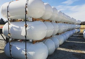 Réservoir de stockage de gaz propane de 500/1000 gallons en acier au carbone usagé Prix d'usine Réservoir de propane de 500/1000 gallons pour usage domestique - Product Image 5