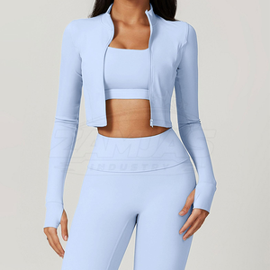 Conjunto de Yoga de 3 Piezas para Mujer Hecho en Pakistán a Precio Económico, Conjunto de Yoga Cómodo para Mujer en Oferta en Línea, Leggings y Sujetador Deportivo - Product Image 5