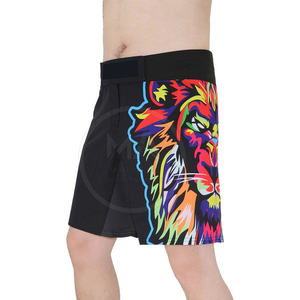 Diseñe su propio estilo callejero Patrón sólido Pantalones cortos MMA para hombres Secado rápido Transpirable Personalizable - Product Image 2