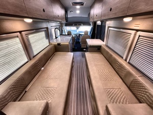 MEJORES OFERTAS DE SUBASTA PARA LOS NUEVOS Y MODERNOS Autocaravanas J-a-y-c-o S-o-l-s-t-i-ce 21T 2026 LISTAS PARA ENVÍO - Product Image 4