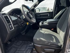 USADO LHD/RHD 2022 RAM 1500 CLASSIC WARLOCK QUAD CAB RWD - Product Image 2