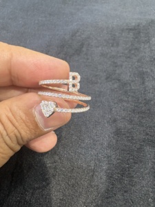 Anillo de Corazón Personalizable con Inicial en Plata de Ley 925 Chapada en Oro Rosa con Diamante Moissanita |   Joyería Ajustable de Estilo Abierto - Product Image 6