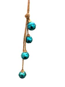 Juego de 3 Campanas Navideñas Redondas Modernas de 45 mm, Doradas y Negras, con Diseño de Árbol Gungroo, Decoración Plateada, Escultura de Hierro Pintada para Colgar - Product Image 4