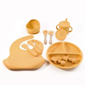 10 ensembles de vaisselle en silicone pour enfants, y compris assiettes, fourchettes, cuillères, bavoirs, tasses d'apprentissage et vaisselle en silicone pour bébé - Product Image 6