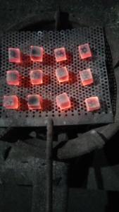 Obtenez la valeur maximale avec du charbon de coco, parfait pour le chicha et le barbecue, charbon actif - Product Image 3